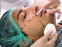 Пластический хирург Пахилин: перед операцией нужно сходить к косметологу