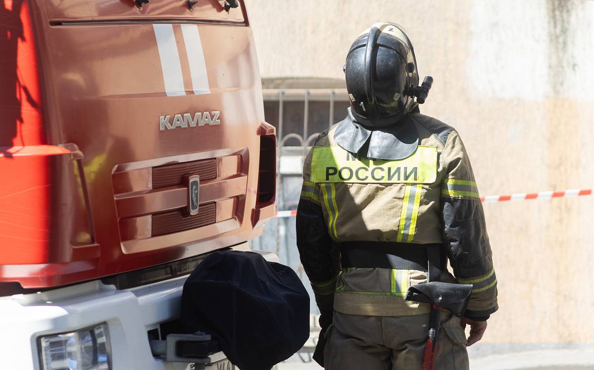 В Москве загорелся военный институт