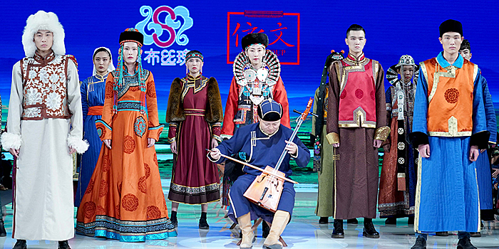 Презентация коллекции одежды EVE CINA в Пекине