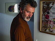 Антонио Бандерас смотрит, как Пенелопа Крус выбивается из сил, в трейлере «Боли и славы» Педро Альмодовара (Видео)