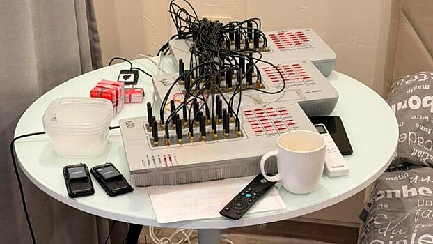 В Москве задержали молодых людей, работавших на телефонных мошенников