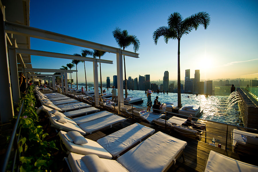 Крыша отеля Marina Bay Sands, Сингапур, Азия