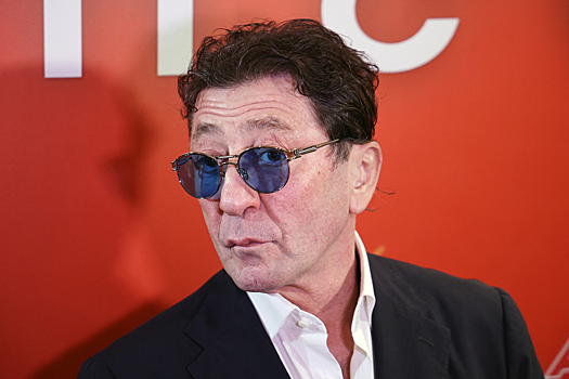 Падала в обмороки, страдала от расстройства пищевого поведения: 19-летняя невест