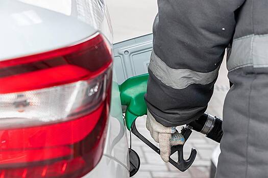 Биржевые цены на&nbsp;бензин в&nbsp;России достигли максимума с&nbsp;начала года