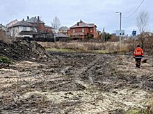 В Пензе неизвестные свалили грунт на парковку стадиона «Снежинка»