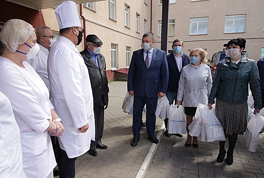 В Мичуринске поддержали медиков в рамках акции «Спасибо врачам»