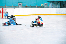 В Самаре впервые провели межрегиональный турнир по следж-хоккею