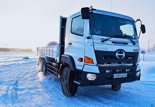 Компания Hino испытала обновлённые грузовики 500 FM и 300 в условиях