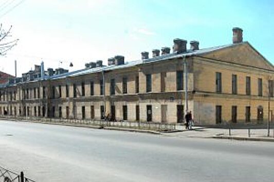 Аварийные Семеновские казармы в Петербурге воссоздадут в рамках строительства сцены МДТ