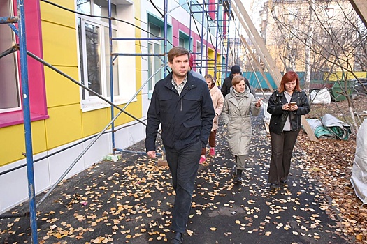 Врио главы Оренбурга проверил ход ремонта детсада в Промышленном районе