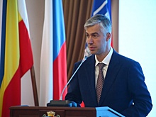 Алексей Логвиненко вручил награды лучшим ростовским медикам