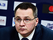 "Нефтехимик" продлил контракт с Назаровым