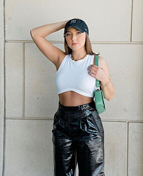 Как сейчас выглядит 26-летняя дочь Эминема: фото