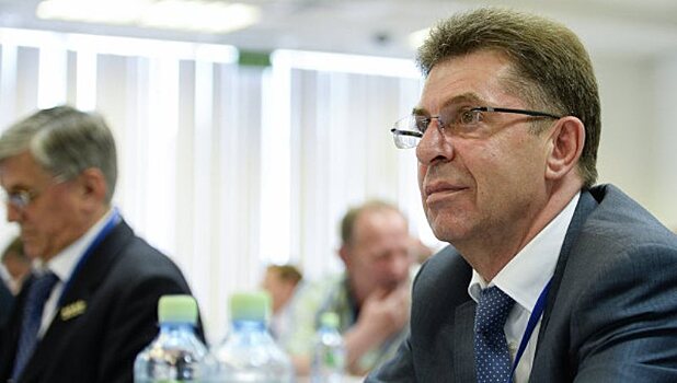 Глава Союза биатлонистов России покинул ЧМ из-за допингового скандала