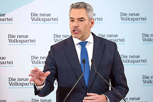 Главу МВД Австрии Нехаммера выдвинули на пост канцлера