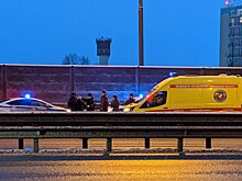 В Москве на 102-м км МКАД произошло столкновение двух грузовиков