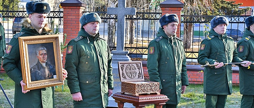В Саратовской области хотят учредить медаль Петра Подъяпольского