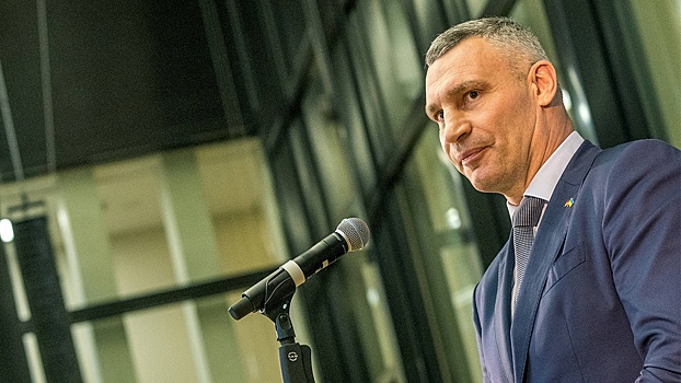 Политолог Макаренко заявил, что Кличко сможет заменить Зеленского