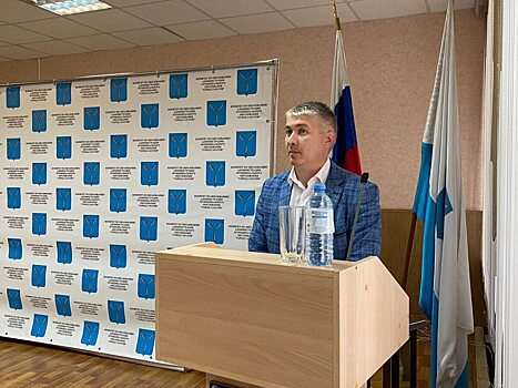 Мэрия Саратова выбрала нового директора для школы в Усть-Курдюме
