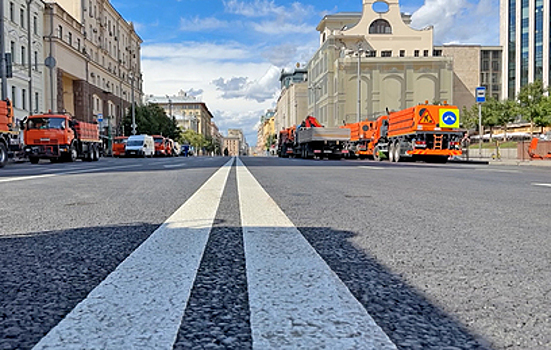 Ремонт асфальта на участке в центре Москвы завершили досрочно