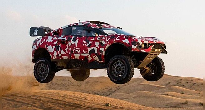Раллийный автомобиль BRX Hunter Dakar сочетает мощность Ford с дизайном Яна Каллума