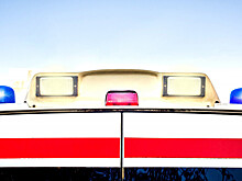 Грузовик раздавил такси в центре Москвы: кто виноват и почему водителя с сотней штрафов допустили к управлению?