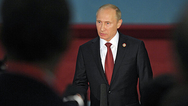 Путин после просмотра спектакля "Лица" пообщался со зрителями