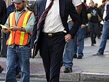 Хью Джекман на новых фото со съемок триллера «Лидер».