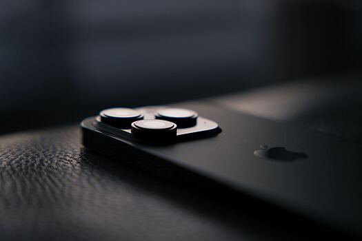 В Google пожалели владельцев iPhone