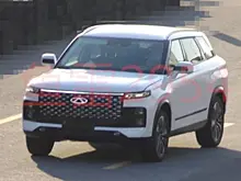 Китайский кроссовер Omoda C8, похожий на Range Rover, может приехать в Россию
