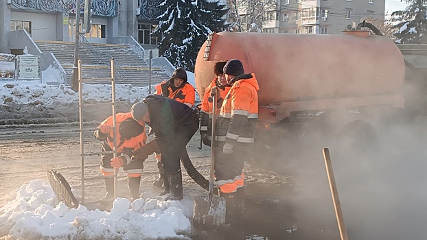 Шесть многоквартирных домов в Дзержинске остаются без воды из-за аварии
