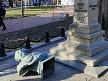 Главу ЮНЕСКО попросили не допустить сноса памятника солдату "Алеше" в Пловдиве