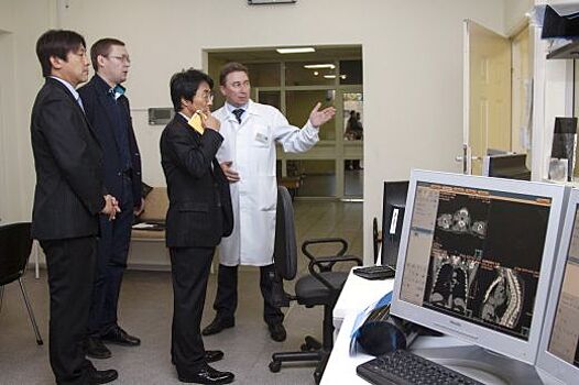 Екатеринбург стал площадкой для обмена опытом российских и японских врачей по развитию ядерной медицины в лечении щитовидной железы