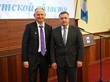 Игорь Кобзев вручил государственные награды Российской Федерации и награды Иркутской области