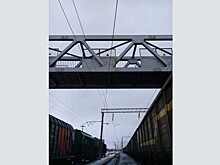 Ученик начальных классов получил удар током на железной дороге
