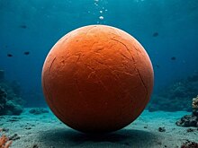 Таинственная золотистая сфера на глубине 3300 метров: ученые NOAA исследуют аномальную находку