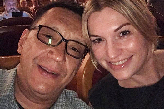 Кончаловский тайно женился