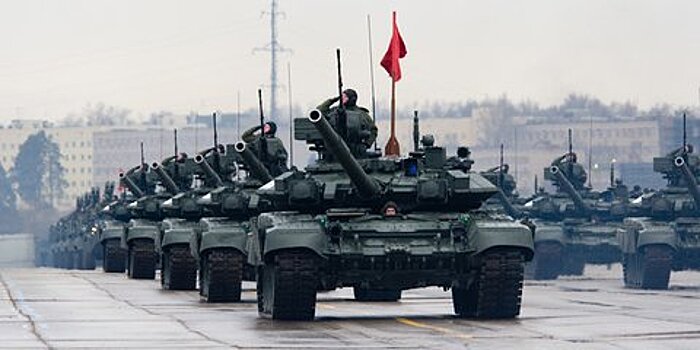 Военная техника прибыла в Москву для участия в параде