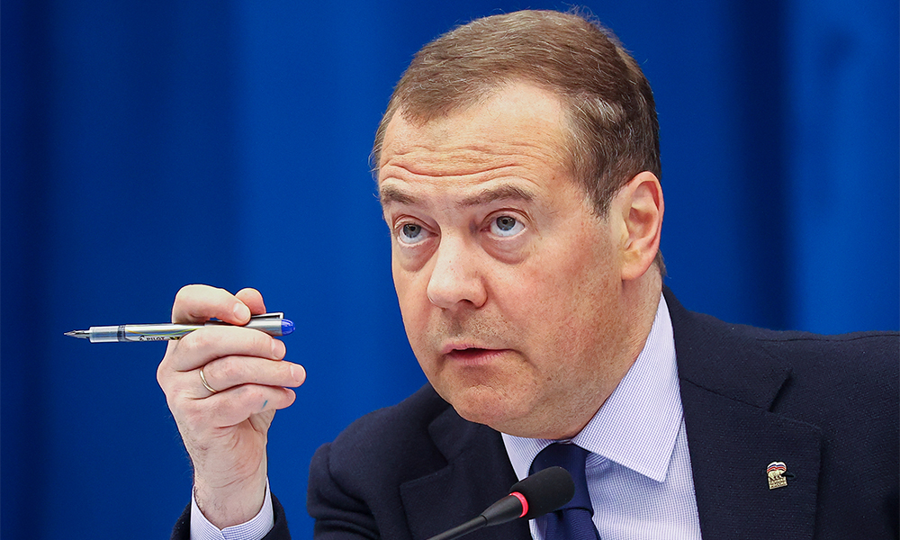 В Британии ответили на слова Медведева о законных военных целях для России