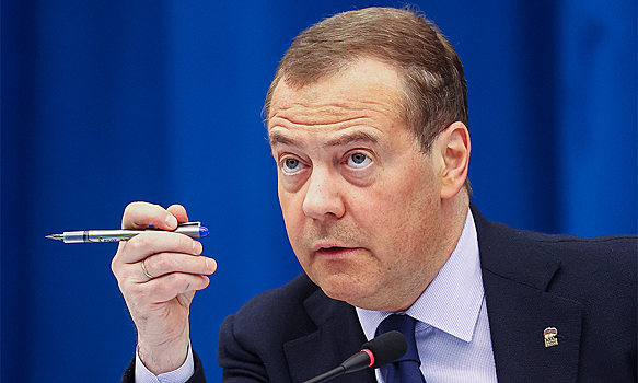 Пока вы спали: Взрывы на Украине и новые заявления Медведева