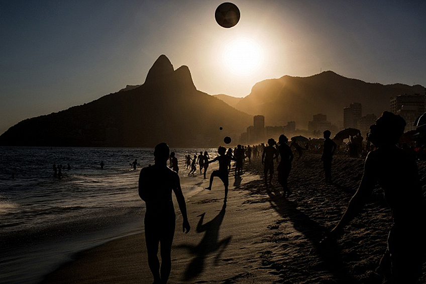 Дух футбола превыше всего. Бразилия, 2014 год - третье место в категории «Спорт. Серия фотографий».