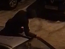 В Кирове молодой человек избил знакомого и испортил его машину