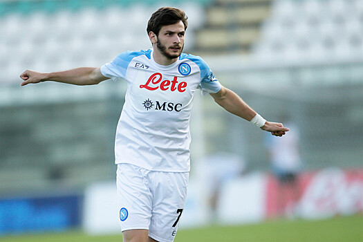 Экс-наставник "Анжи" Гаджиев оценил прогресс Кварацхелии