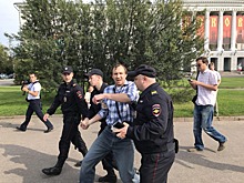Полиция задержала девять участников псковской акции против повышения пенсионного возраста