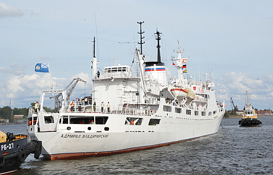 «Адмирал Владимирский» берет курс на Индийский океан