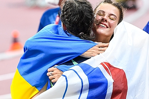 Киев возмутило фото украинской легкоатлетки с россиянкой