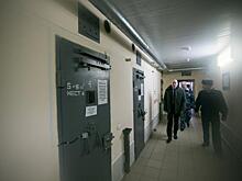 На Среднем Урале отбывающий наказание убийца сбежал из колонии