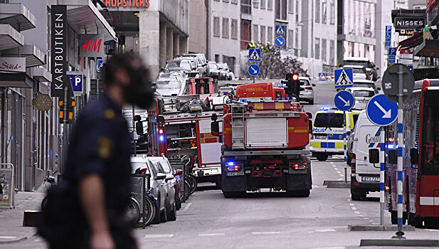 Полиция Швеции следила за подозреваемым в теракте