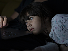 Половина детей в мире страдает от насилия в сети. Почему их не получается защитить?