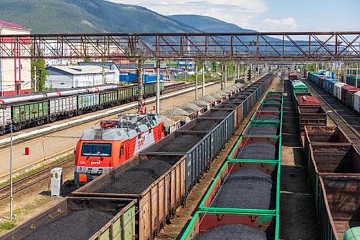 Тарифная нагрузка на грузоотправителей может увеличиться на 141,97 млрд руб. в случае принятия дополнительной индексации
